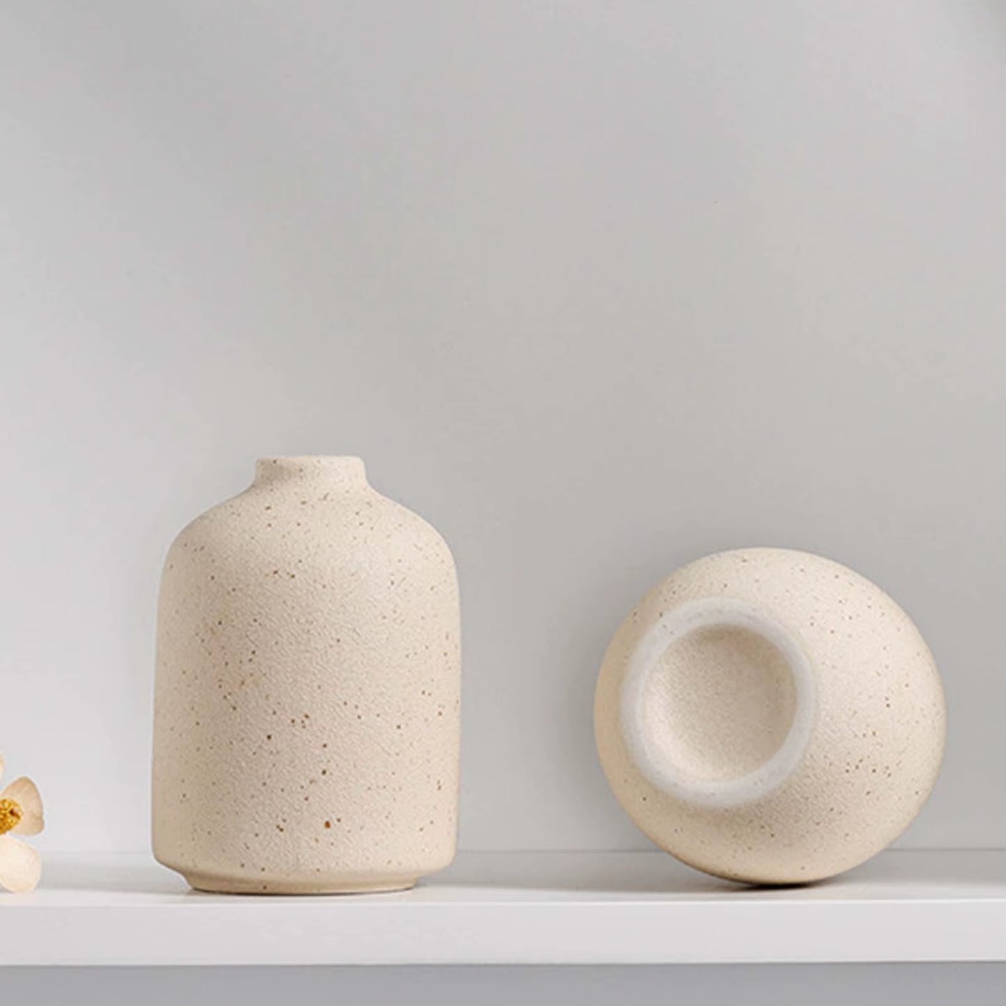 Nordic Flower Vases Floral Arrangements Decorative Art Vases Boho Ceramic Vase for Farmhouse Entryway Home Mantel Accessories