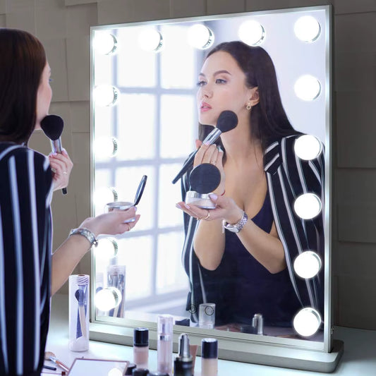 Hollywood-style 10 LED vanity lights – bright white strip for makeup tables and bathroom mirrors.